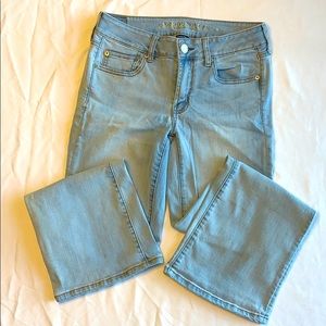 American eagle favorite boyfriend jeans